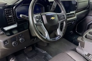 2025 Chevrolet Silverado 1500 LT - Image 11