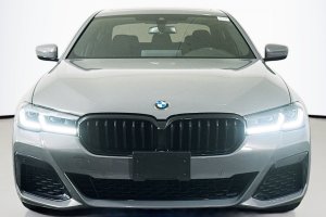 2022 BMW 5 Series 530I - Image 2