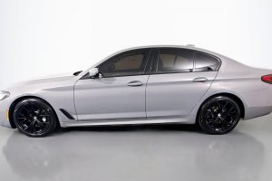 2022 BMW 5 Series 530I - Image 4